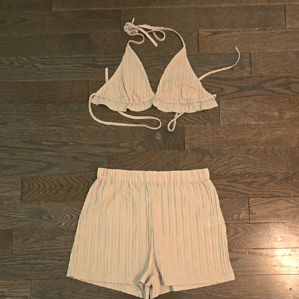 Women's Cream Vacation Set